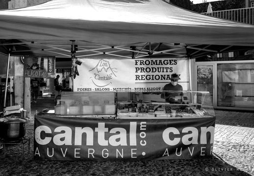 Jour de marché à Bretenoux