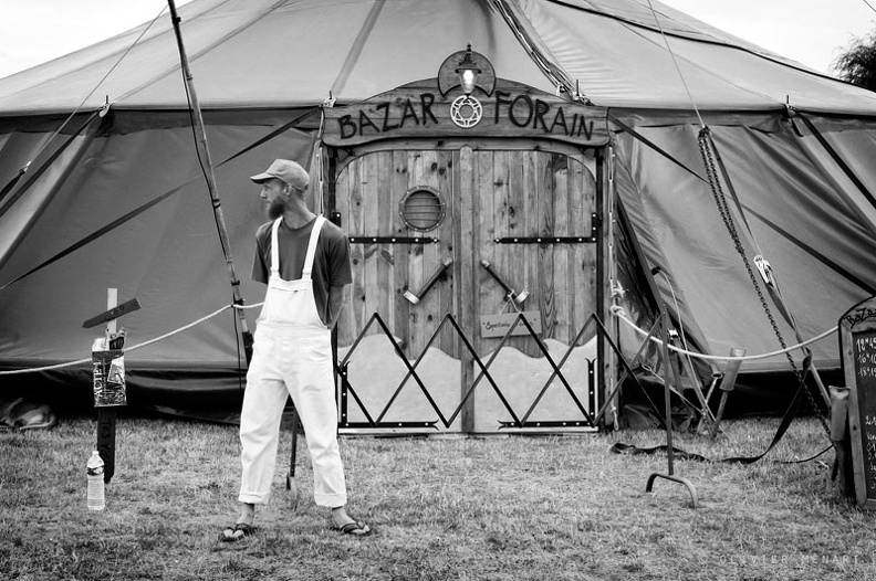 Au Bazar Forain