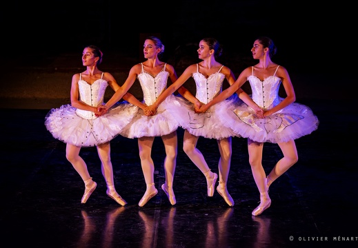 Gala de danse à La Tour-d'Aigues - display this album Gala de danse à La Tour-d'Aigues