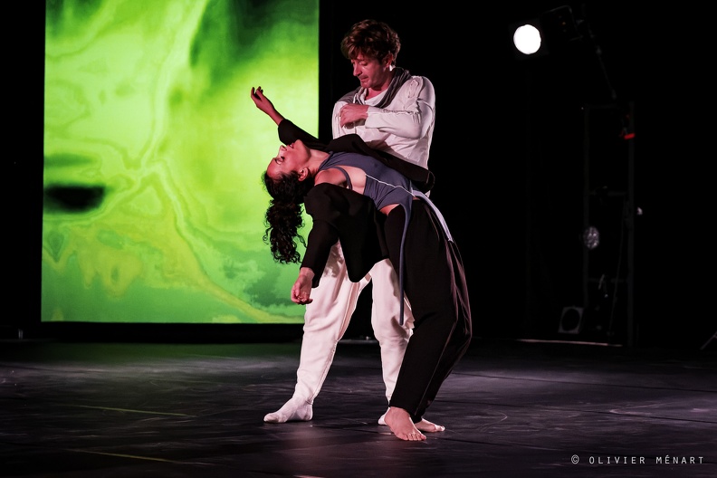 Cie Art for Gaïa - L'enfant et la rose