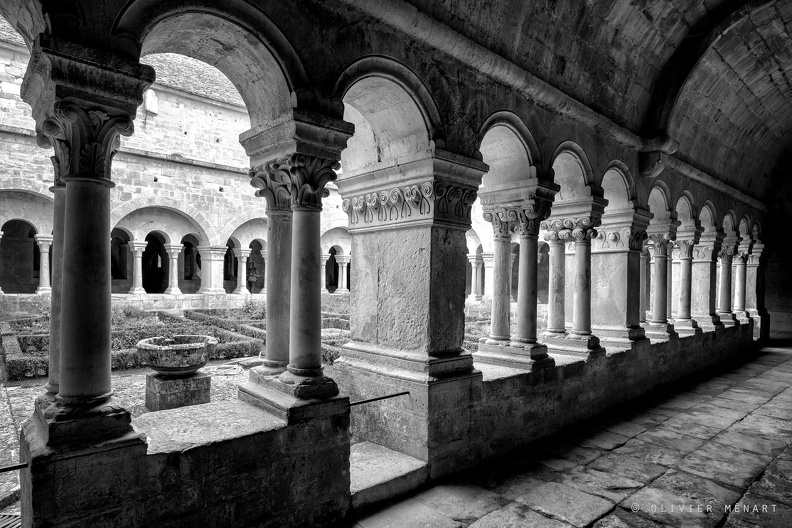 Abbaye Notre-Dame de Sénanque - 016.jpg