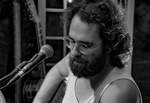 GRO : chanson française enivrante