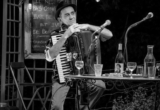 GRO : chanson française enivrante